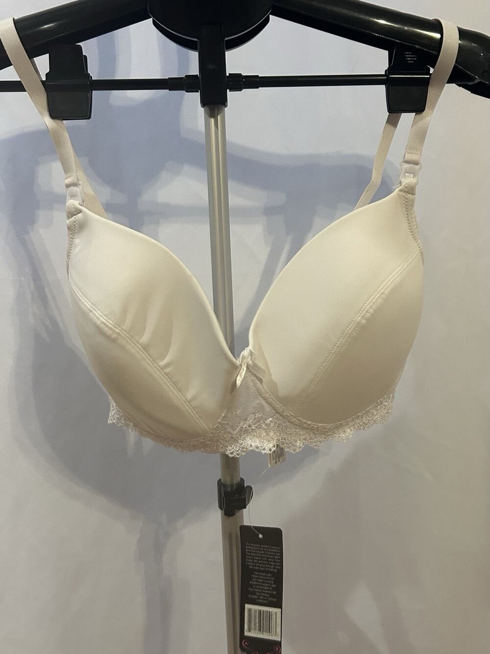 NWT Evanesse Feeding Bra 38 D in White